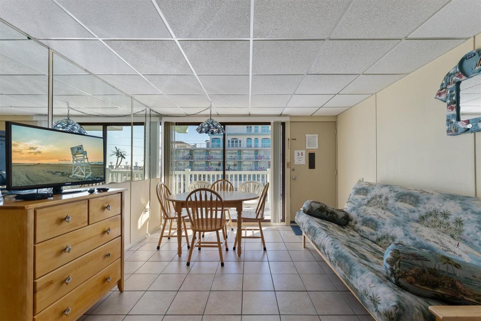 404 E Denver Ave, Unit 216 威尔伍德克拉斯特 外观 照片